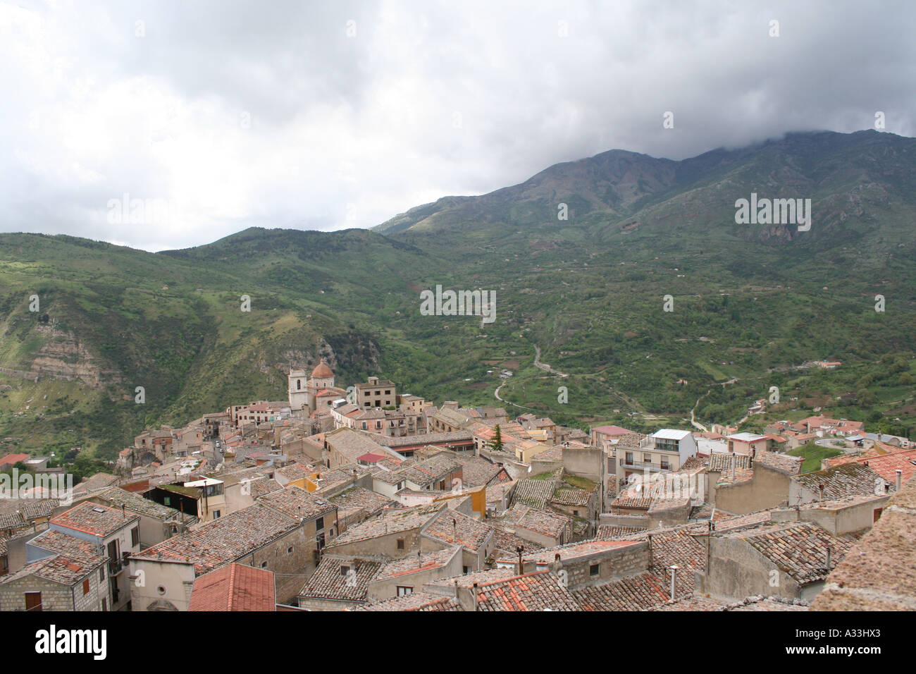 Die friedliche Stadt Petralia Sottana in den Monti Madonie von Sizilien, Italien Stockfoto