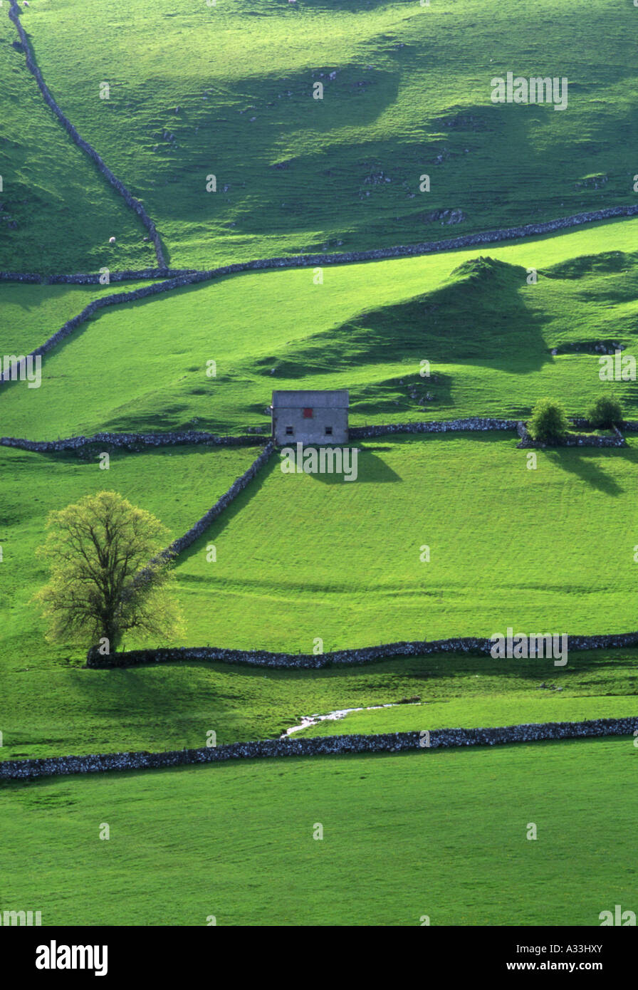 Stein-Scheune im Bereich White Peak der Peak District National Park Debyshire England Stockfoto