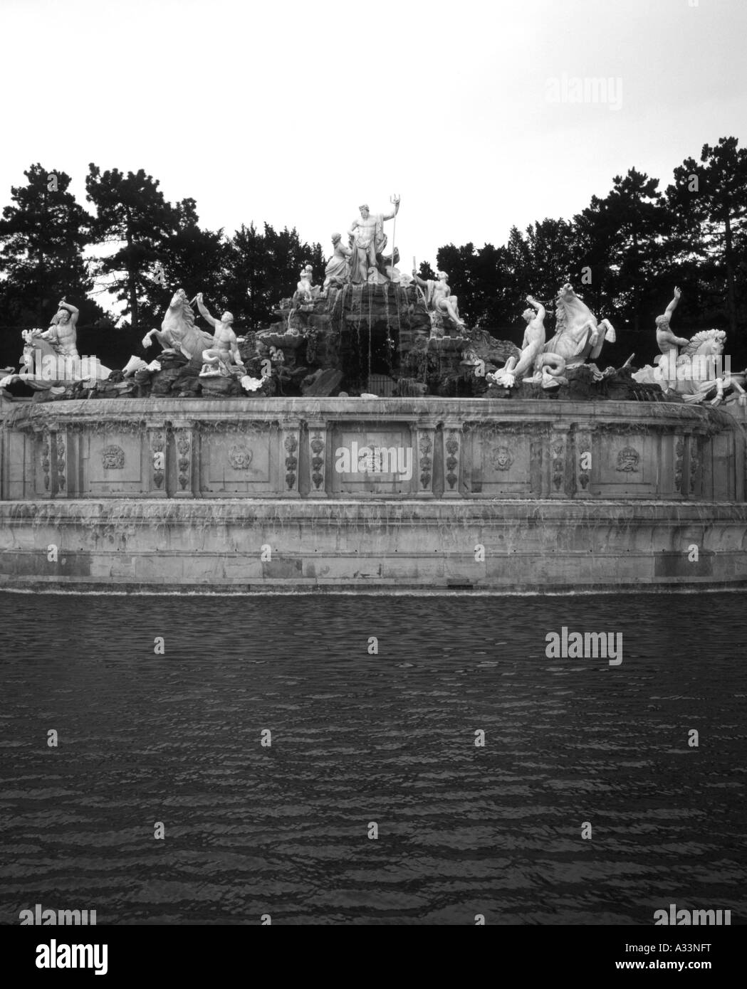 Neptun-Brunnen am Schloss Schönbrunn Wien Österreich Stockfoto