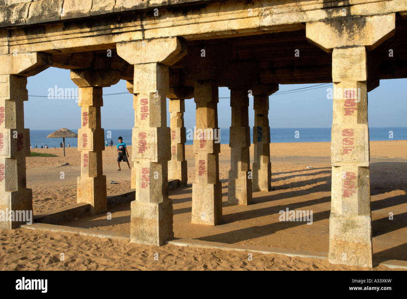 ALTE STEIN-STRUKTUR VON TRAVANCORE KÖNIGREICH IN SANGHUMUGHOM STRAND TRIVANDRUM Stockfoto