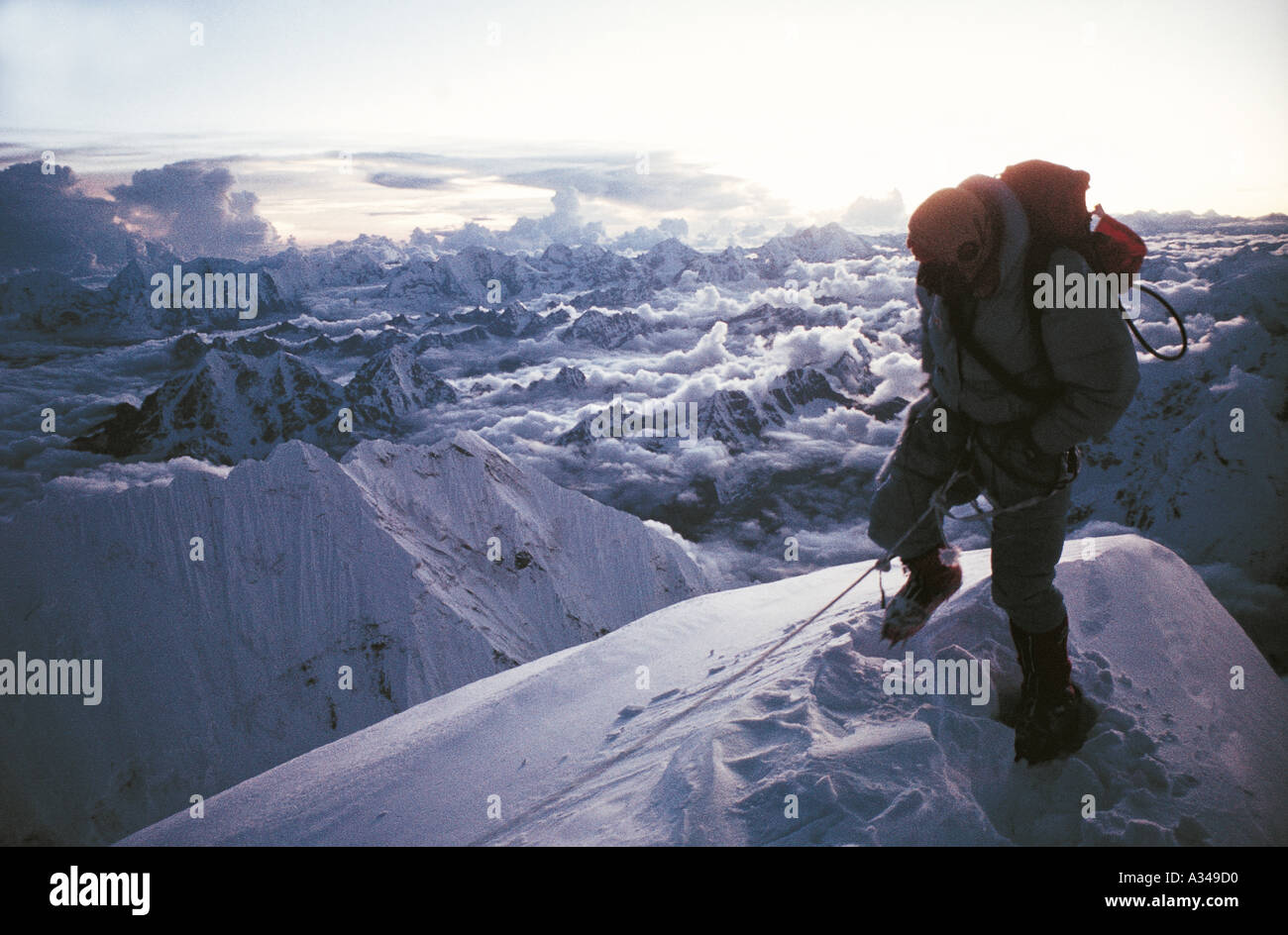 Erstbesteigung von everest -Fotos und -Bildmaterial in hoher Auflösung ...