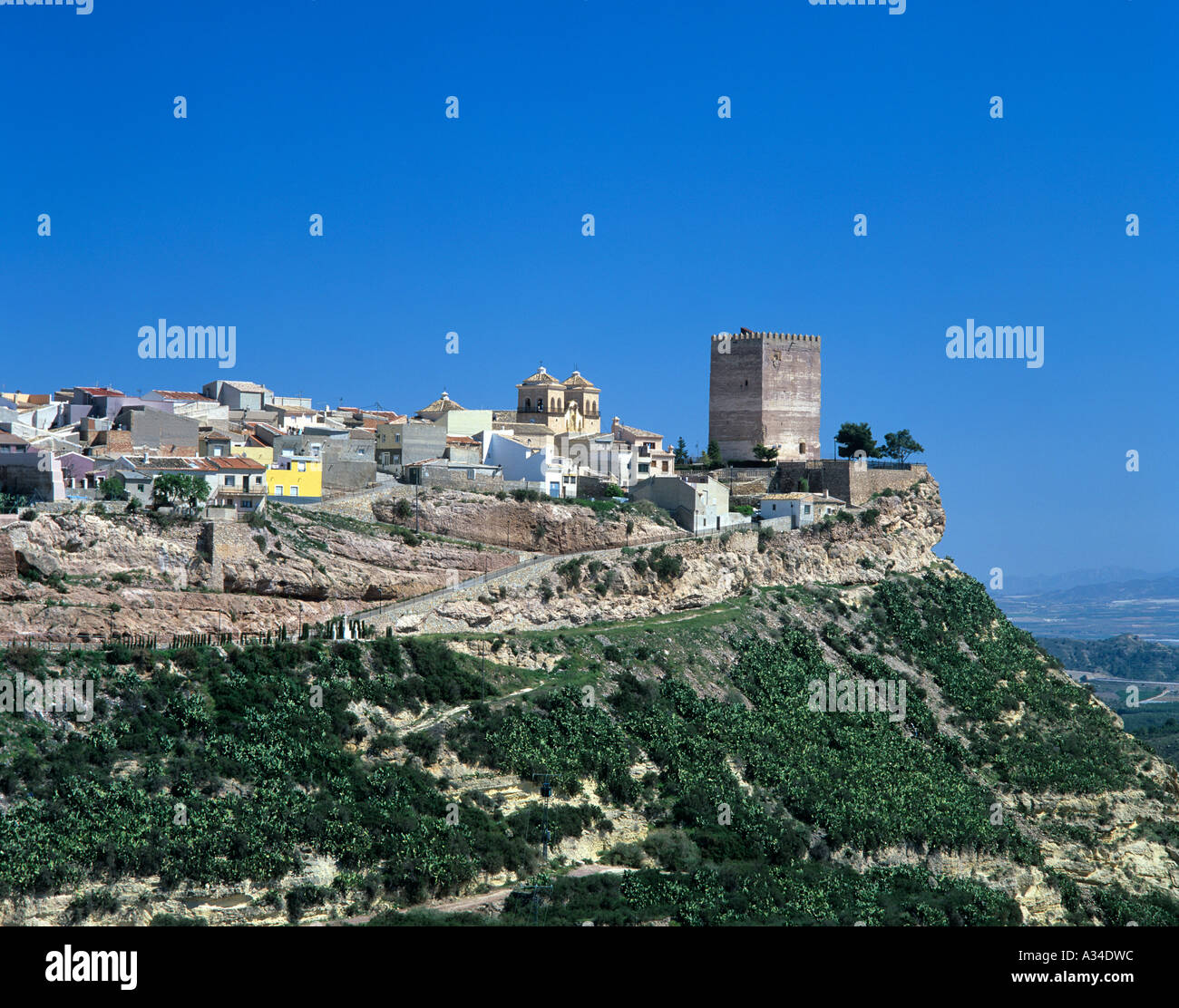 Blick über Tal, Dorf Aledo, Andalusien, Spanien. Stockfoto