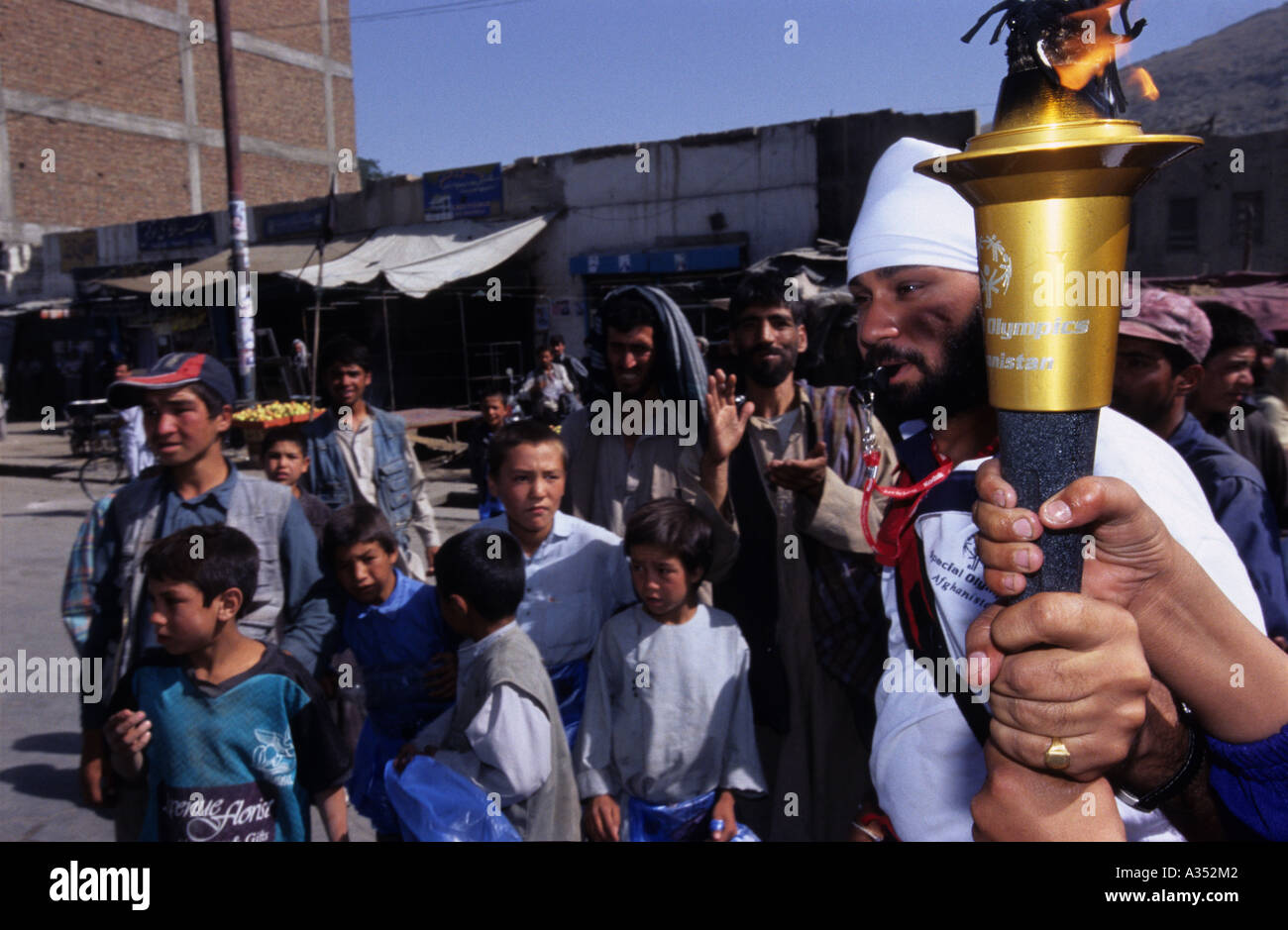 Harpreet Singh, der Entwicklung Programmmanager für Special Olympics Asia Pacifics, Marchng in der Straße von Kabul für die übe Stockfoto