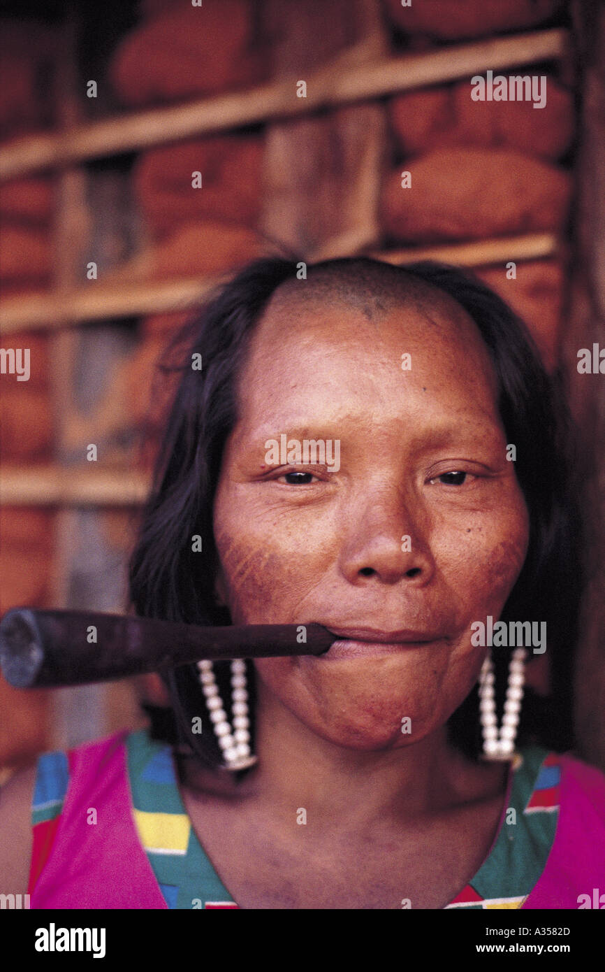 Kayapo-Frau Stockfoto