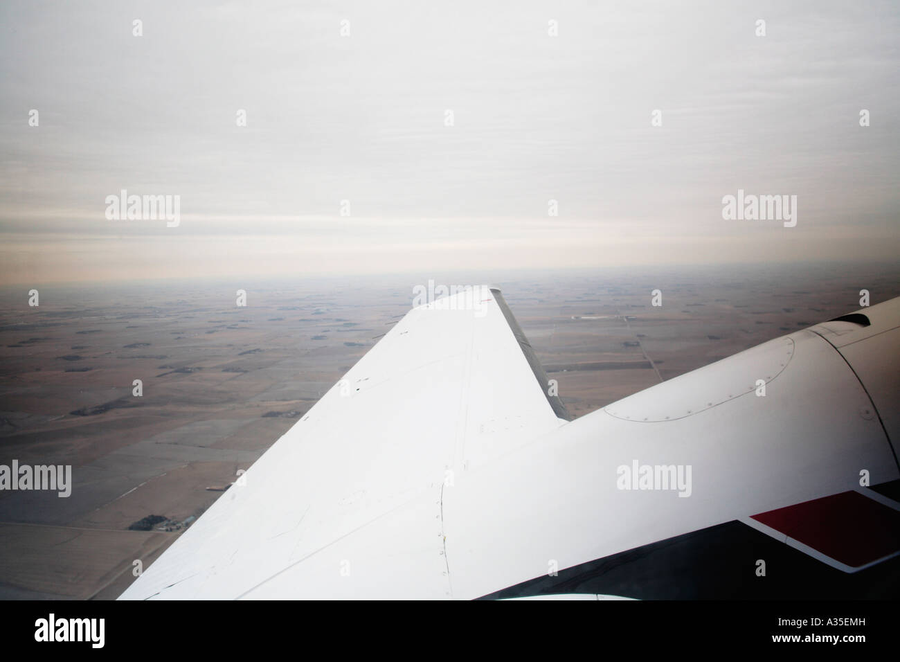 Blick vom Flugzeug aufsteigend Stockfoto
