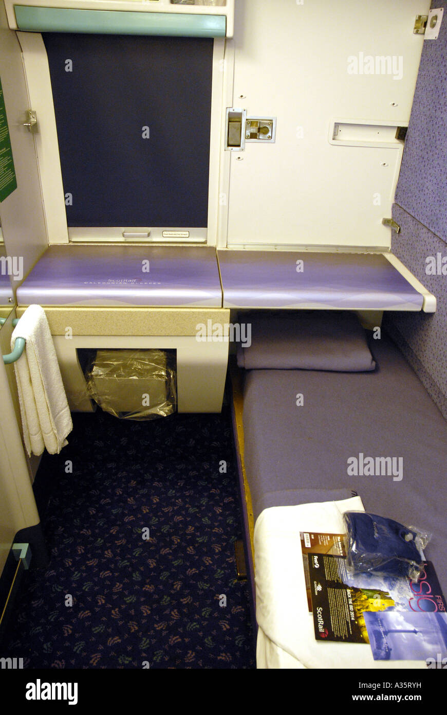 First Class-Kabine auf einem ersten ScotRail Nachtzug von Inverness nach London Euston Stockfoto