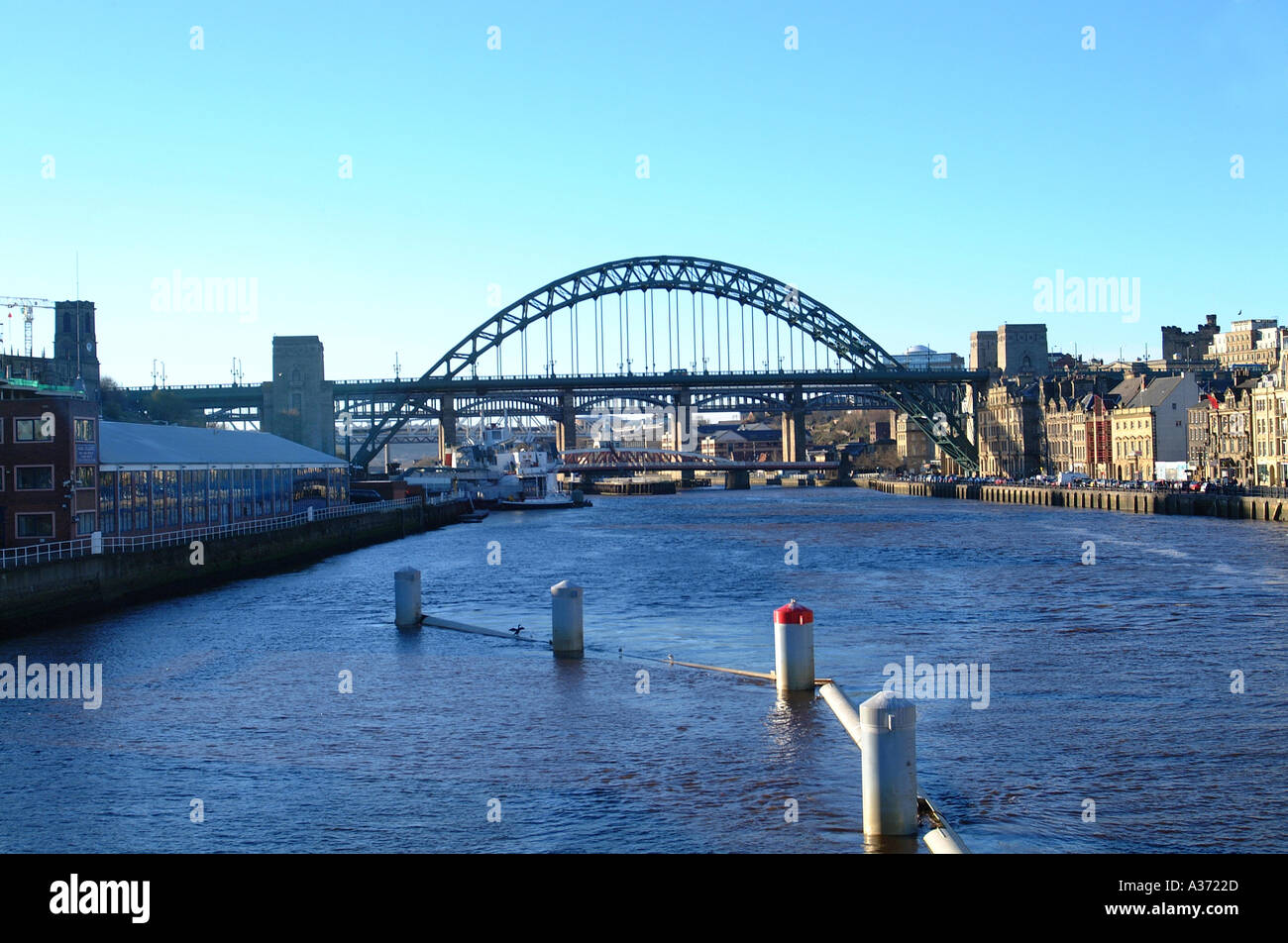 Der Brücken-Newcastle-Upon-Tyne von Gateshead Millennium Bridge Stockfoto