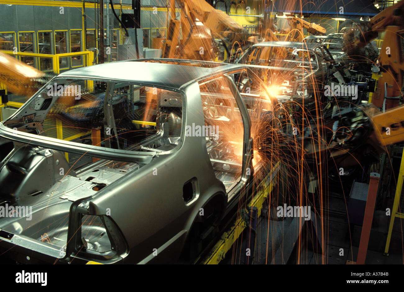 Punktschweißen Robotik auf Saab-Werk in Schweden Stockfoto