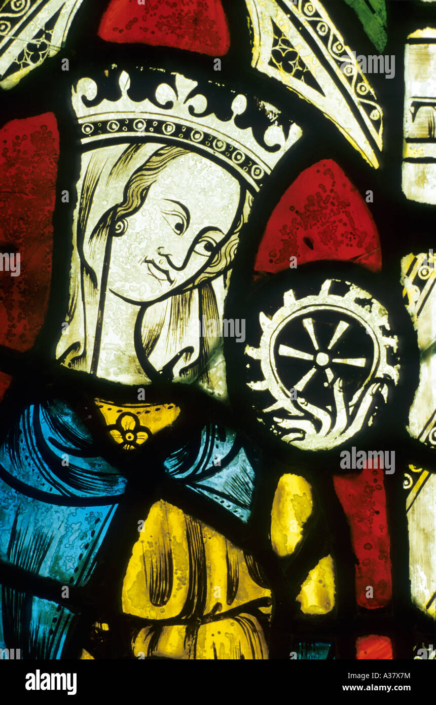 Ely Cathedral, Glasmalerei, St. Catherine, 1350, mittelalterlich, 14. Jahrhundert, Rad, Saint, Geschichte, Kunst, Cambridgeshire, England, Stockfoto