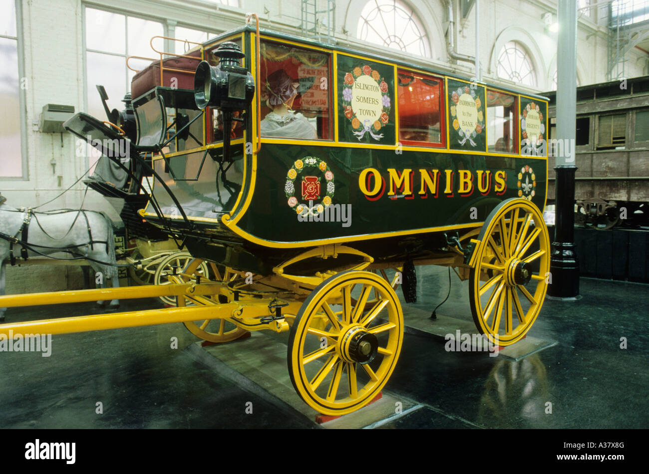 Pferdekutsche Omnibus Shillibeer Replikat 1829 1834 Stockfoto