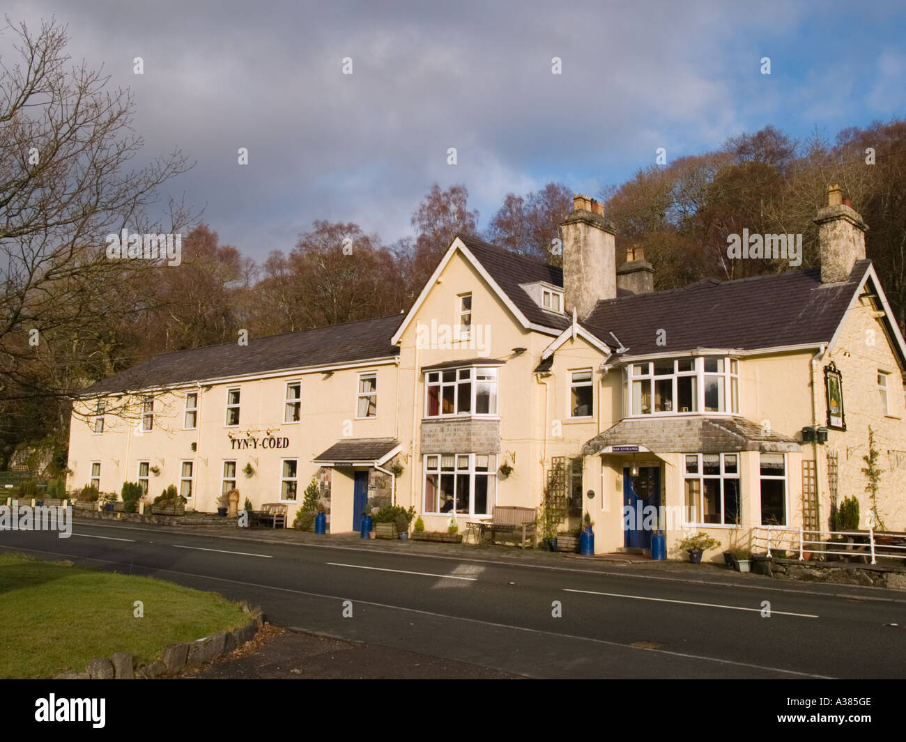 TYN-Y-COED INN Hotel auf A5 historischen Route in Snowdonia-Nationalpark. Capel Curig Conwy North Wales UK Großbritannien Stockfoto