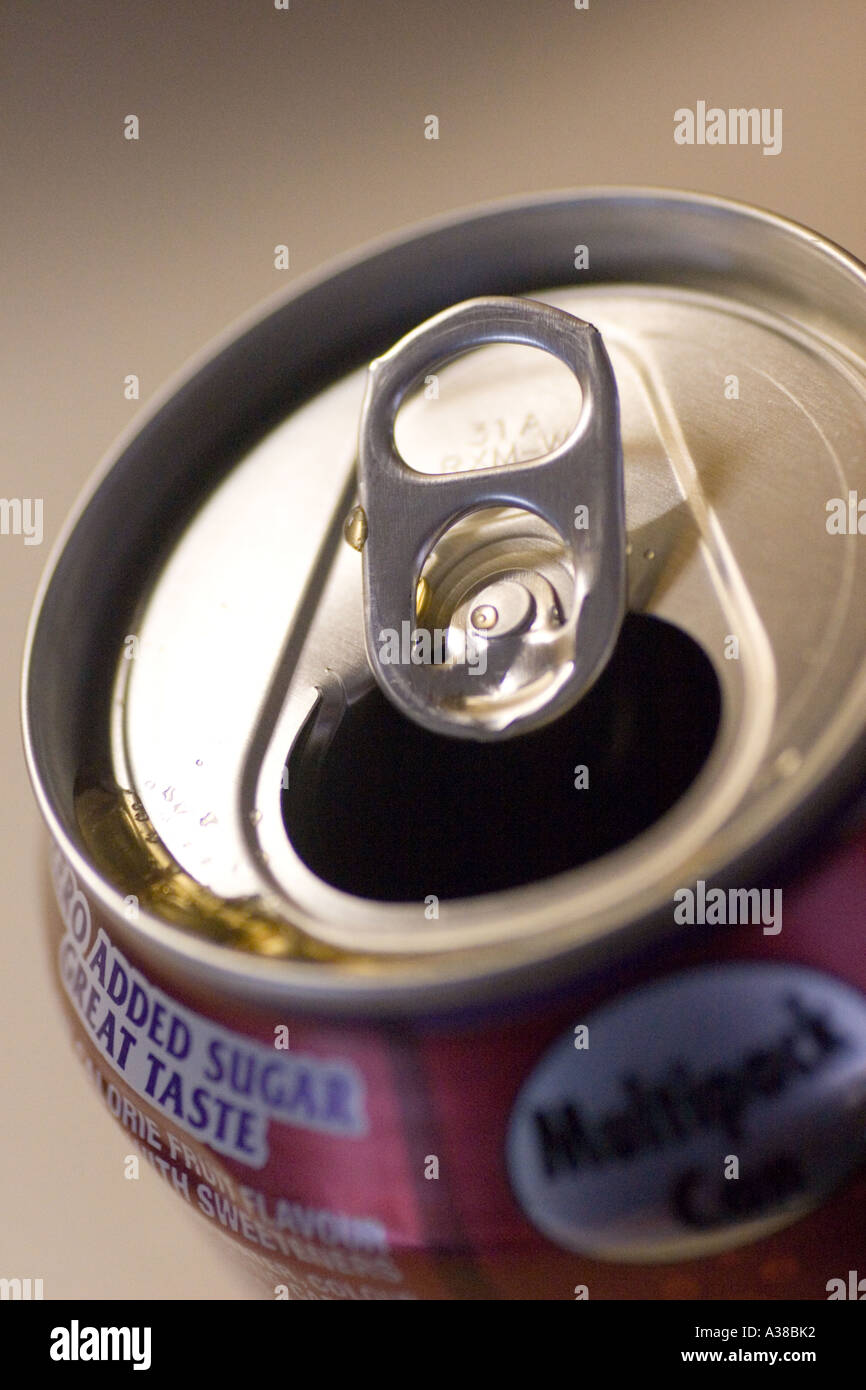 Ein offener Ring-Pull-aus einer Dose cola Stockfoto