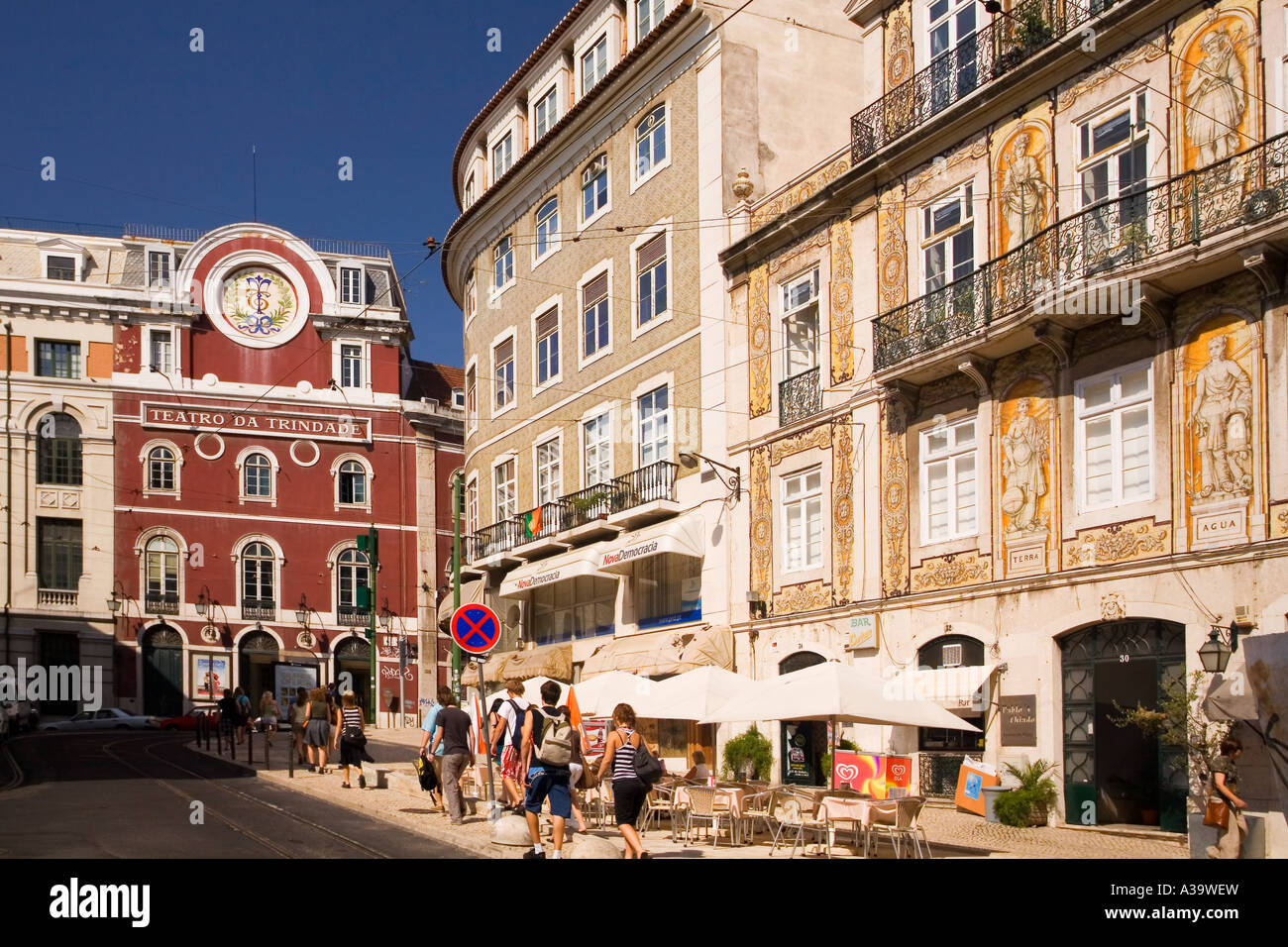 Portugal-Lissabon-Barrio Alto Teatro da Trinidade Fassaden mit azulejos Stockfoto
