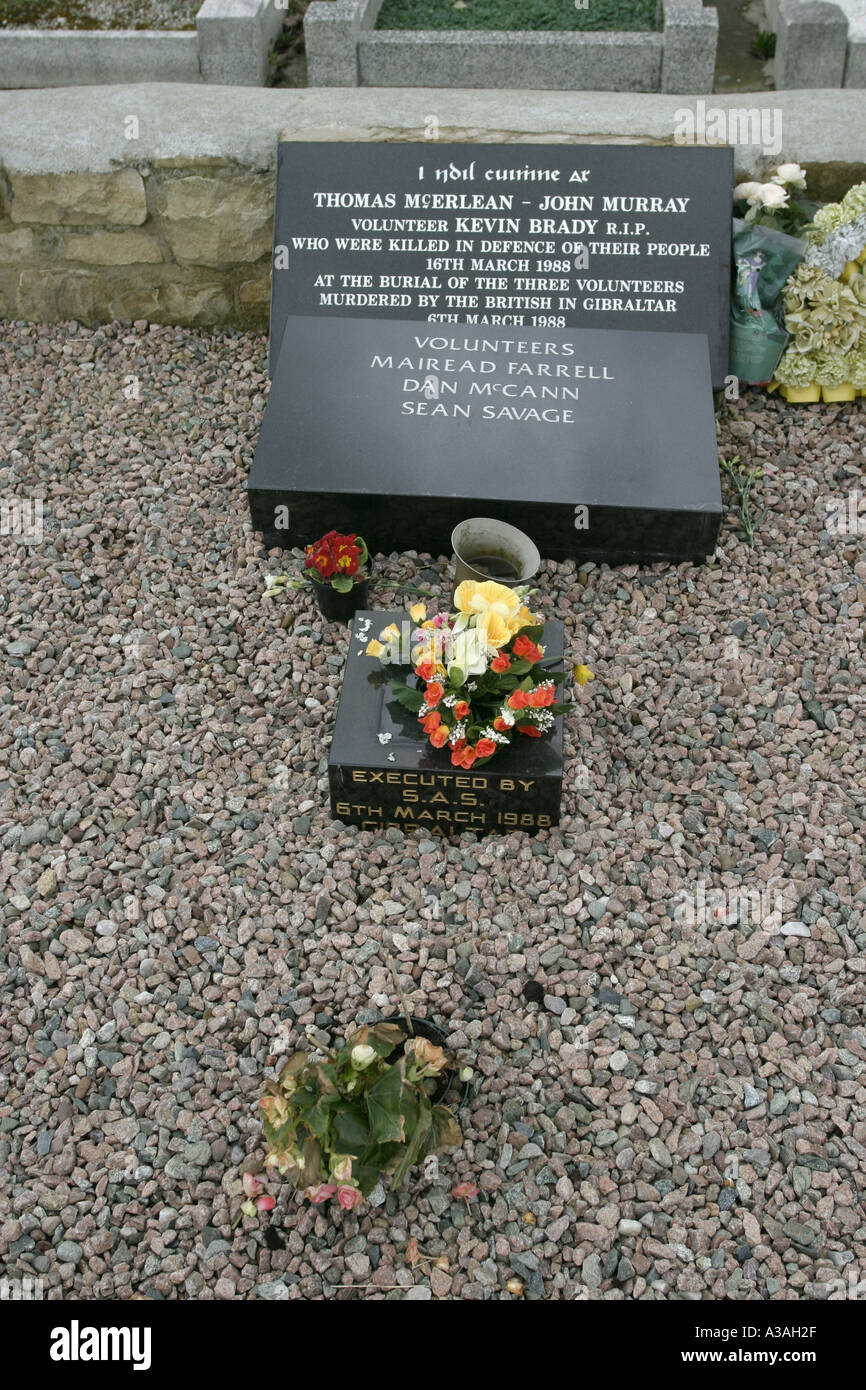 schwerer fällt der IRA Freiwilliger Gibraltar SAS republikanischen Plot Milltown Friedhof Straße West Belfast Nordirland Stockfoto