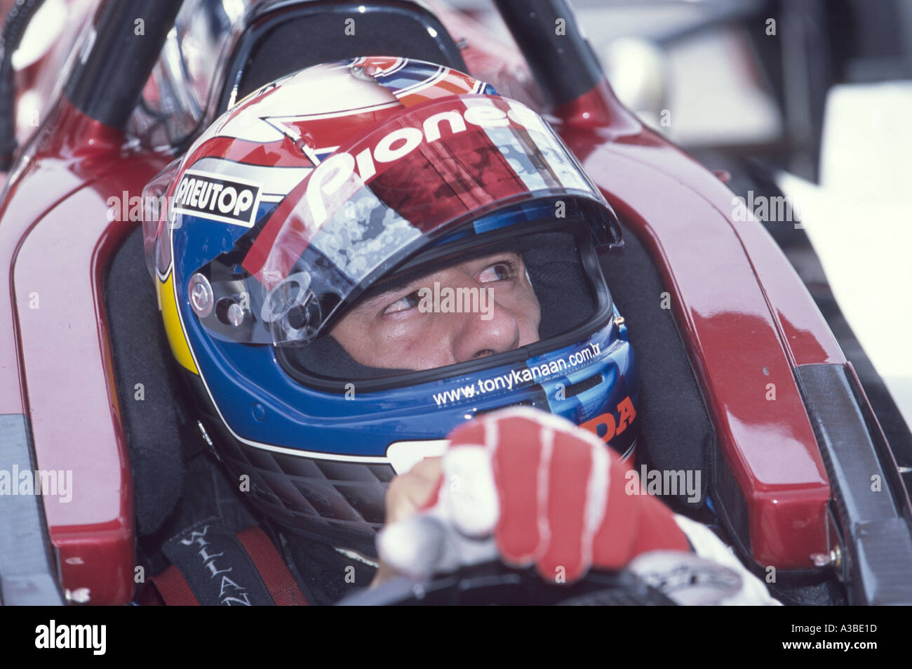 Tony Kanaan sitzt in seinem Lola-Honda in Toronto 2002 Stockfoto