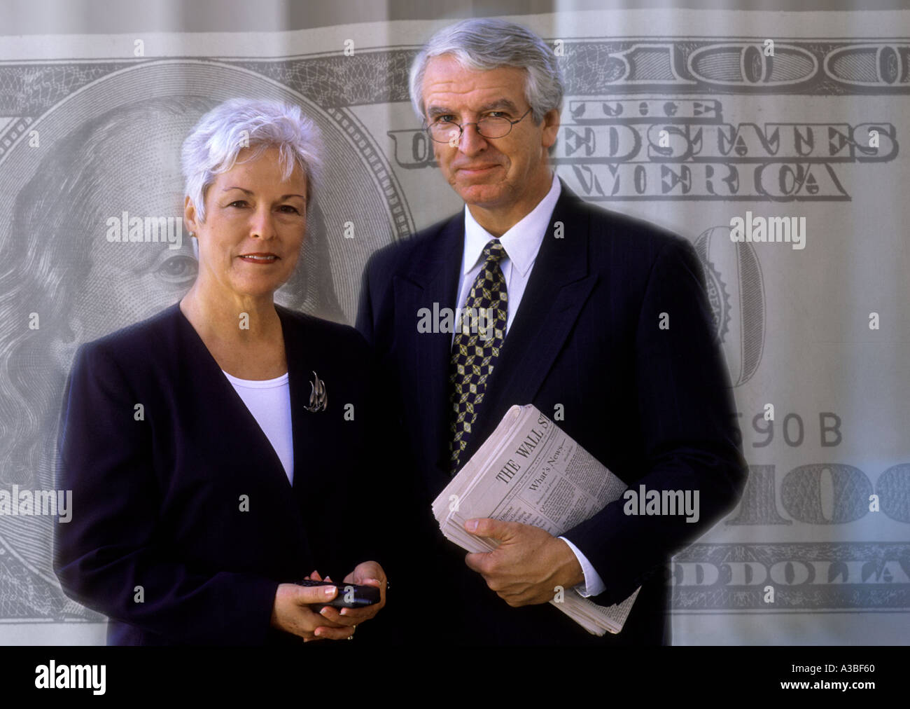 Business attraktive senior-Mann und Frau an der Wall Street Stockfoto