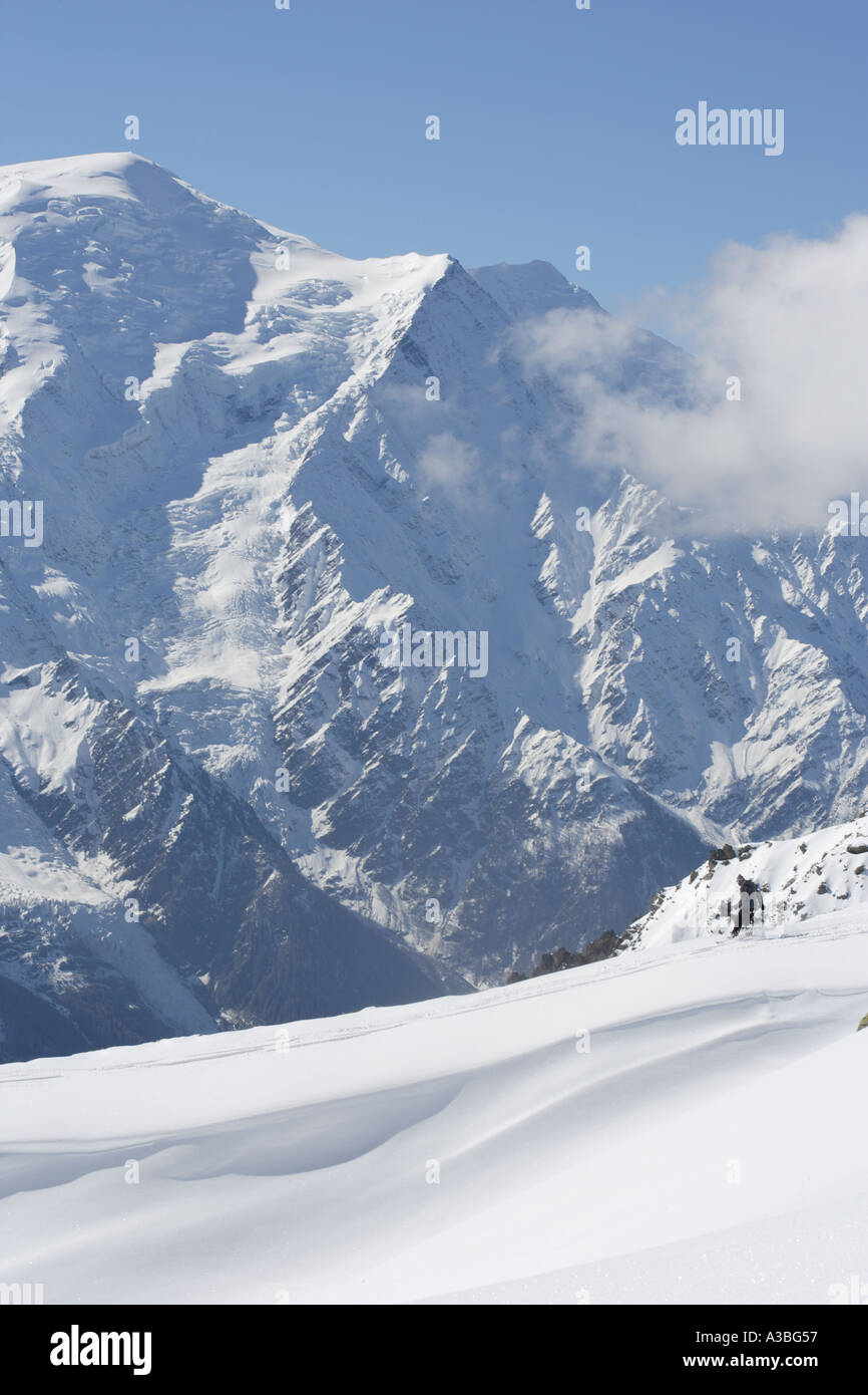 Snowboarder off Piste Mont Blanc Region Alpen Frankreich Stockfoto