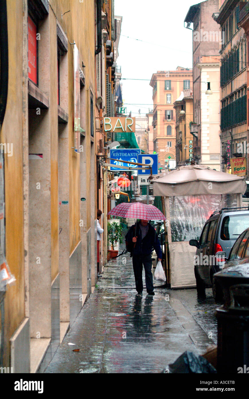Regentag im Zentrum von Rom Italien Stockfoto