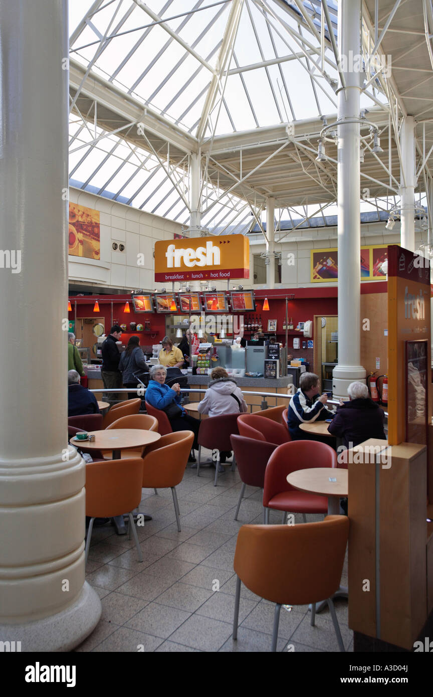 Freshney Place Einkaufszentrum & Café in Grimsby Linconshire England UK Stockfoto