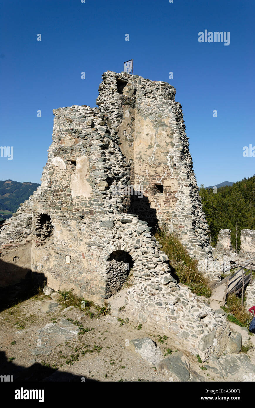 Die Burgruine Steinschloss auf der Mur Tal Bezirk Murau Styria Austria Stockfoto