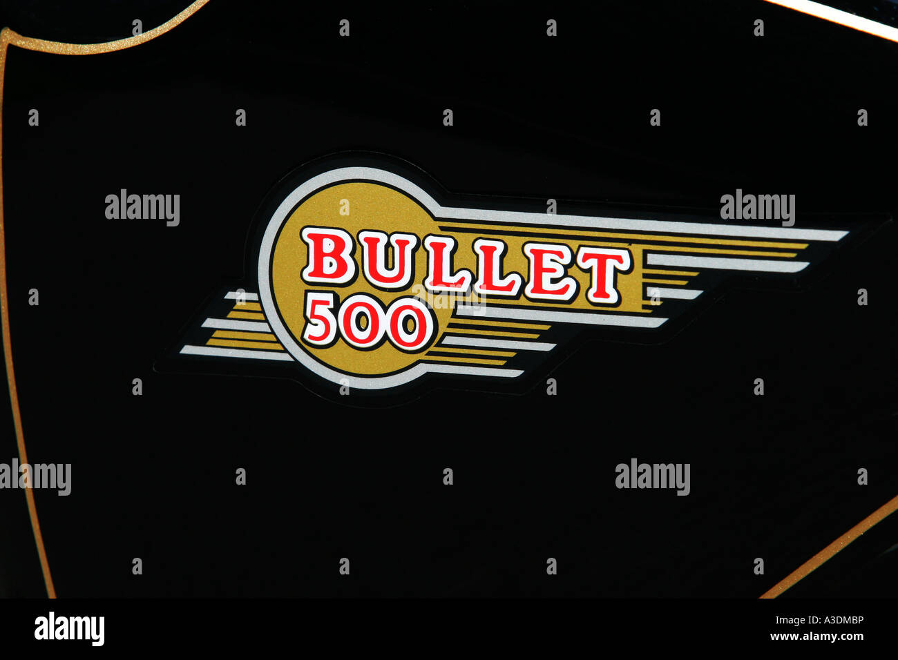 Schreiben von Bullet 500 auf eine Royal Enfield Bullet 500-Motorrad Stockfoto