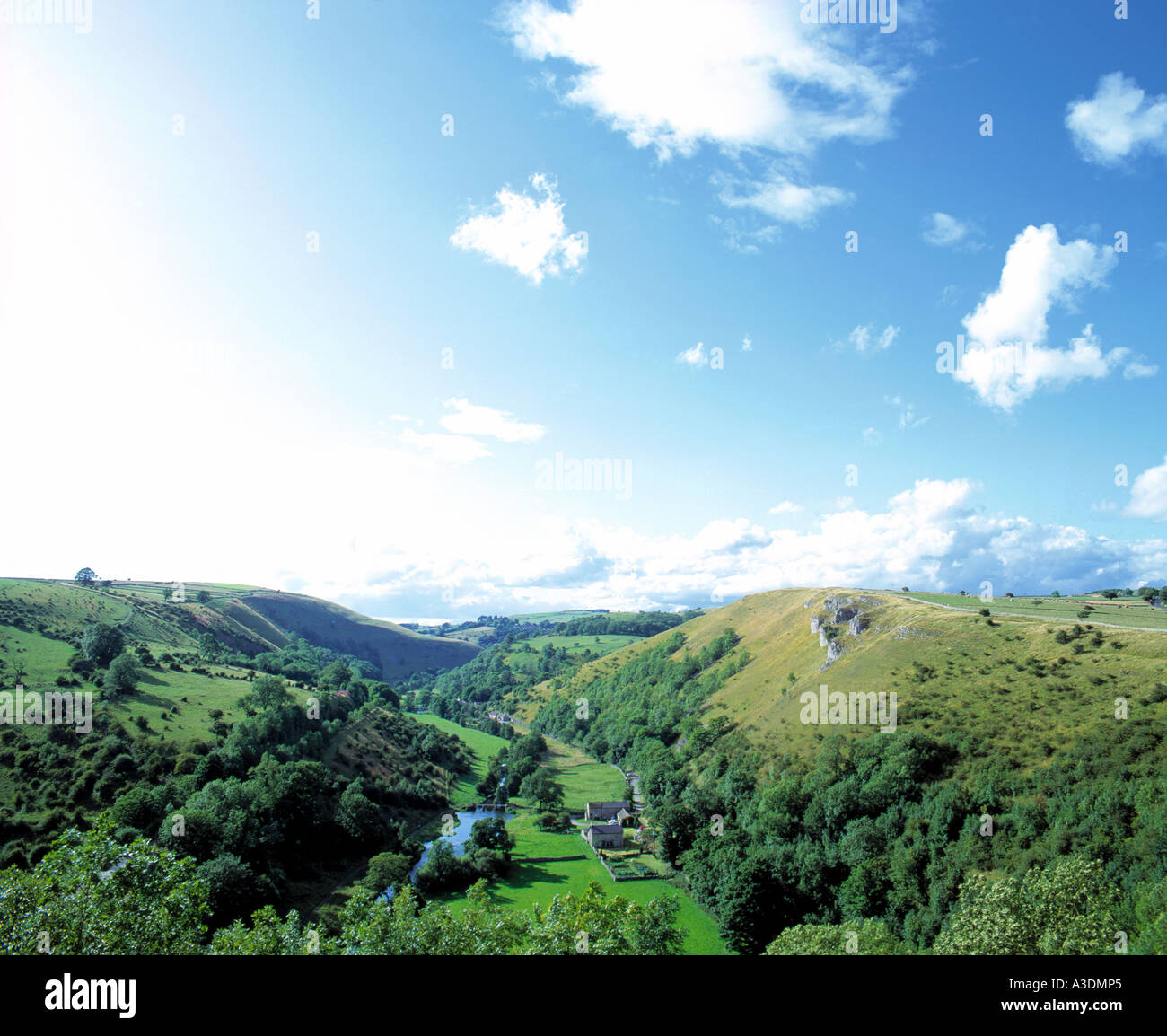 GB DERBYSHIRE PEAK NATIONAL PARK MONSAL DALE AUS MONSAL KOPF Stockfoto