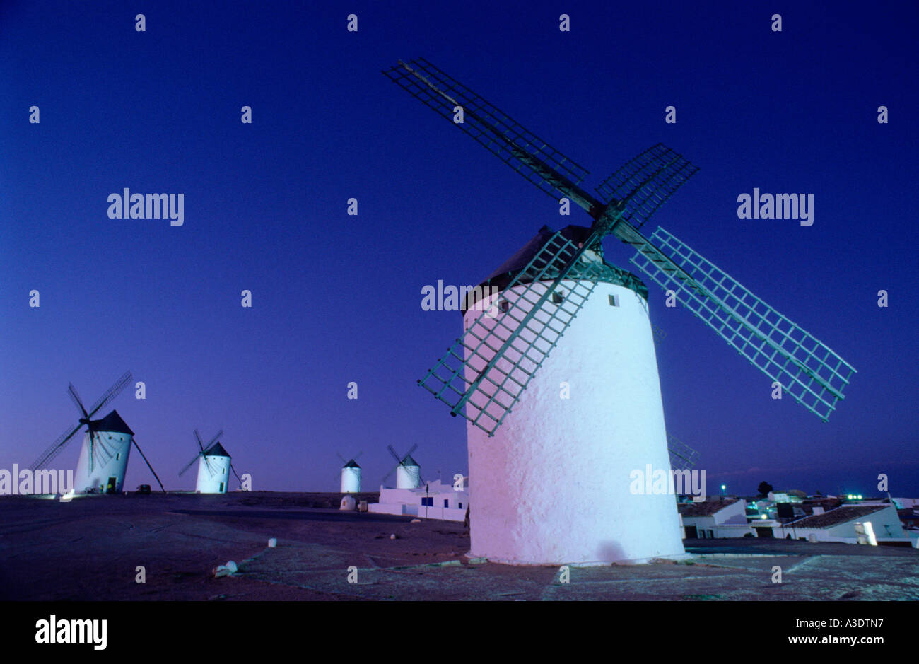 Windmühlen in Campo de Criptana Ciudad Real Provinz Kastilien-La Mancha Spanien Stockfoto