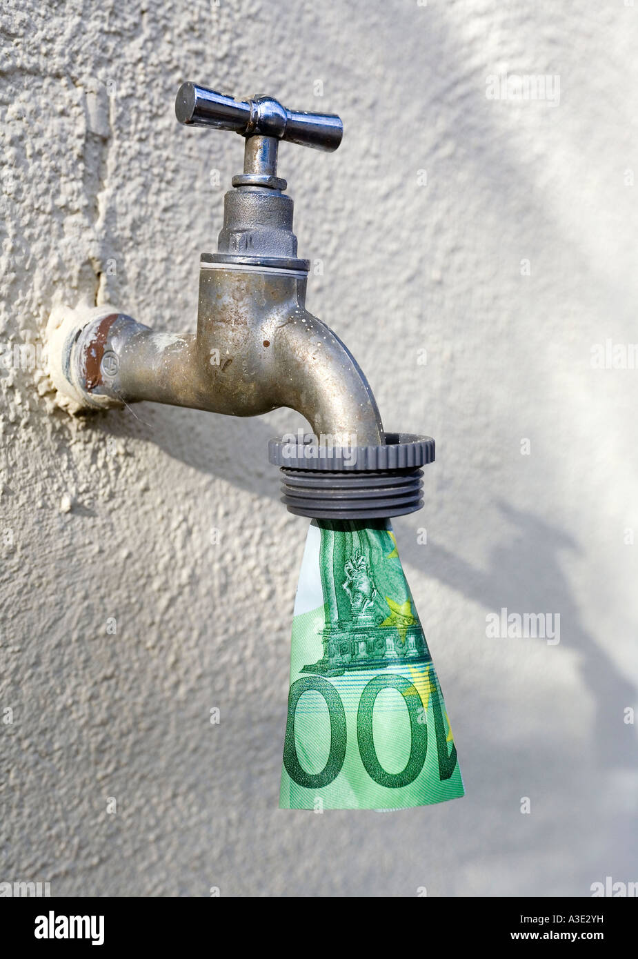 Steigende Kosten für Wasser - symbolisches Bild Stockfoto