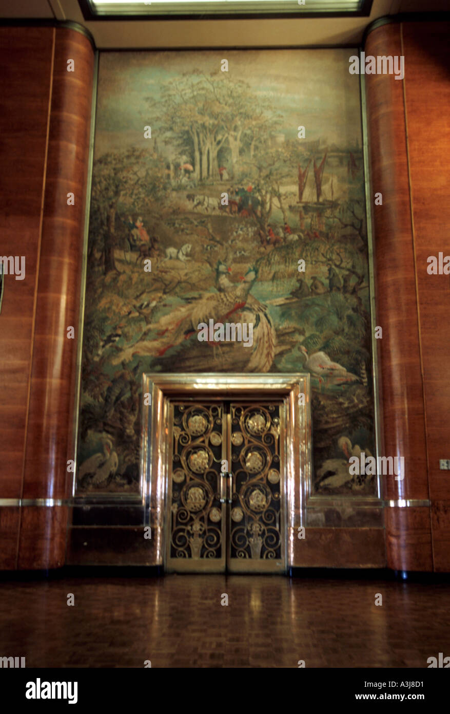 bemalte Wand der Grand Salon an Bord der Queen Mary 1 Ozeandampfer Stockfoto