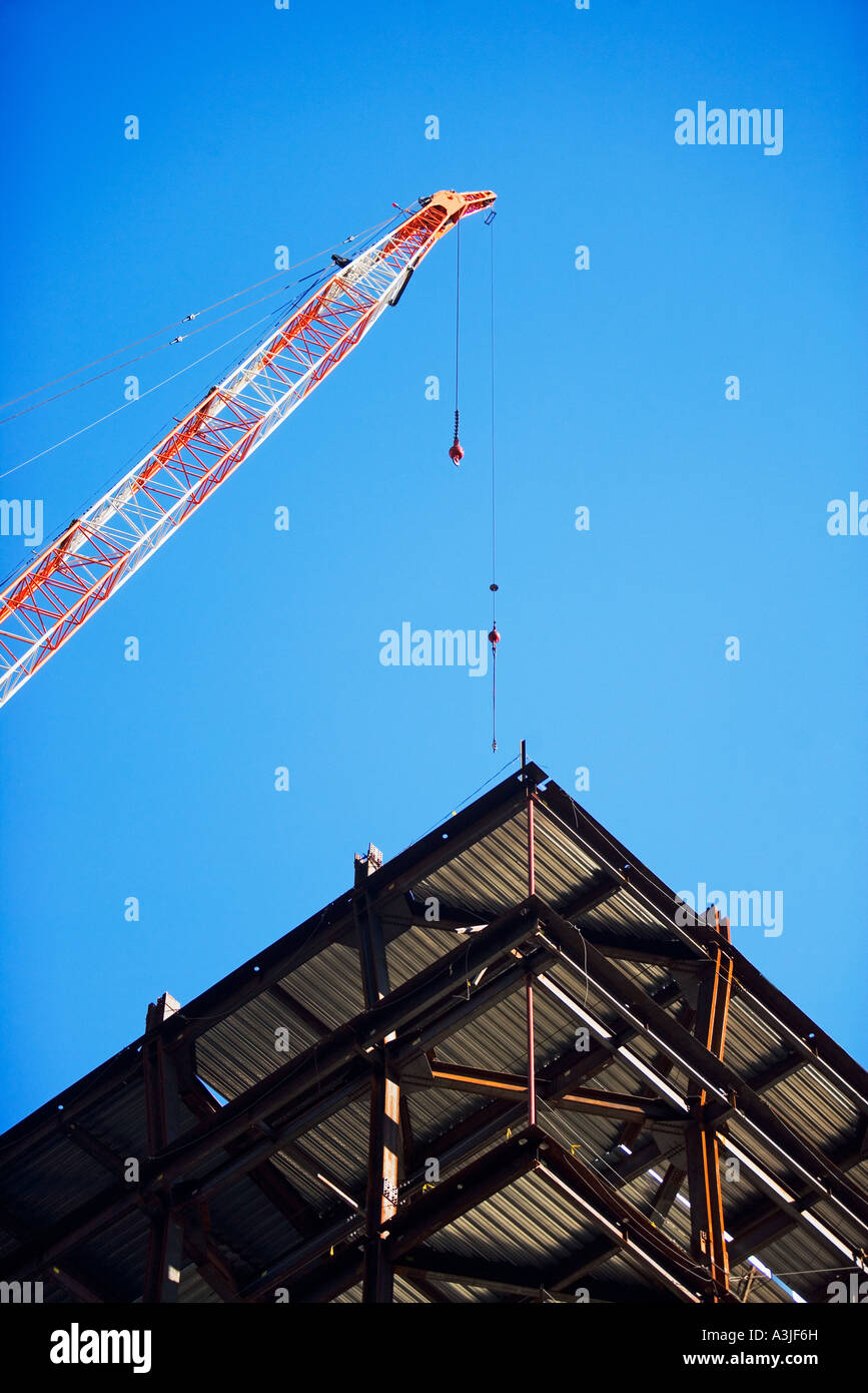 Kran und Gebäude im Bau Stockfoto