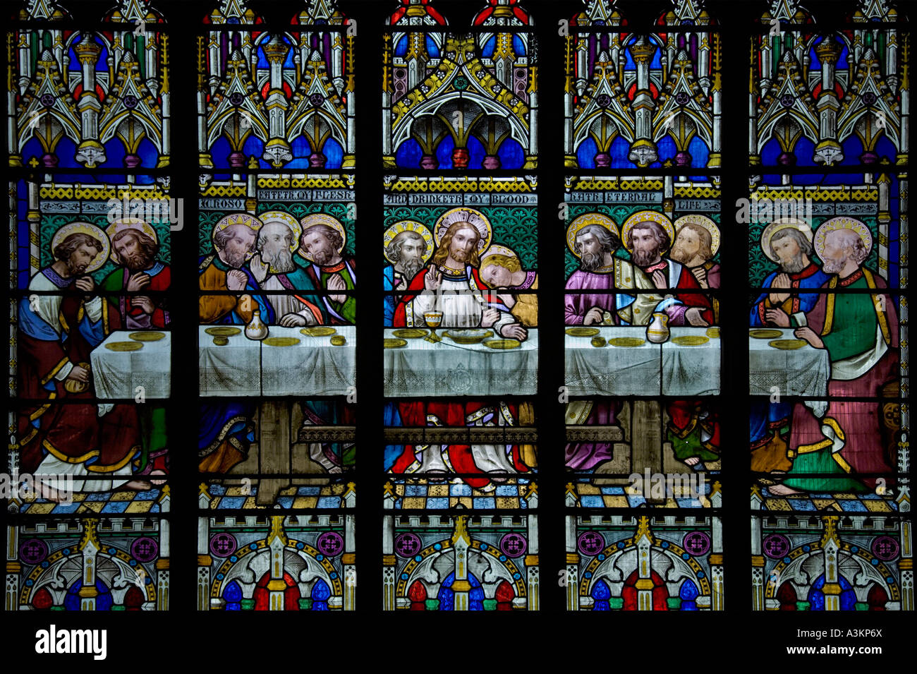 Glasmalerei-Fenster Church of St Mary die Jungfrau Tetbury Gloucestershire England Juli 2006 Stockfoto