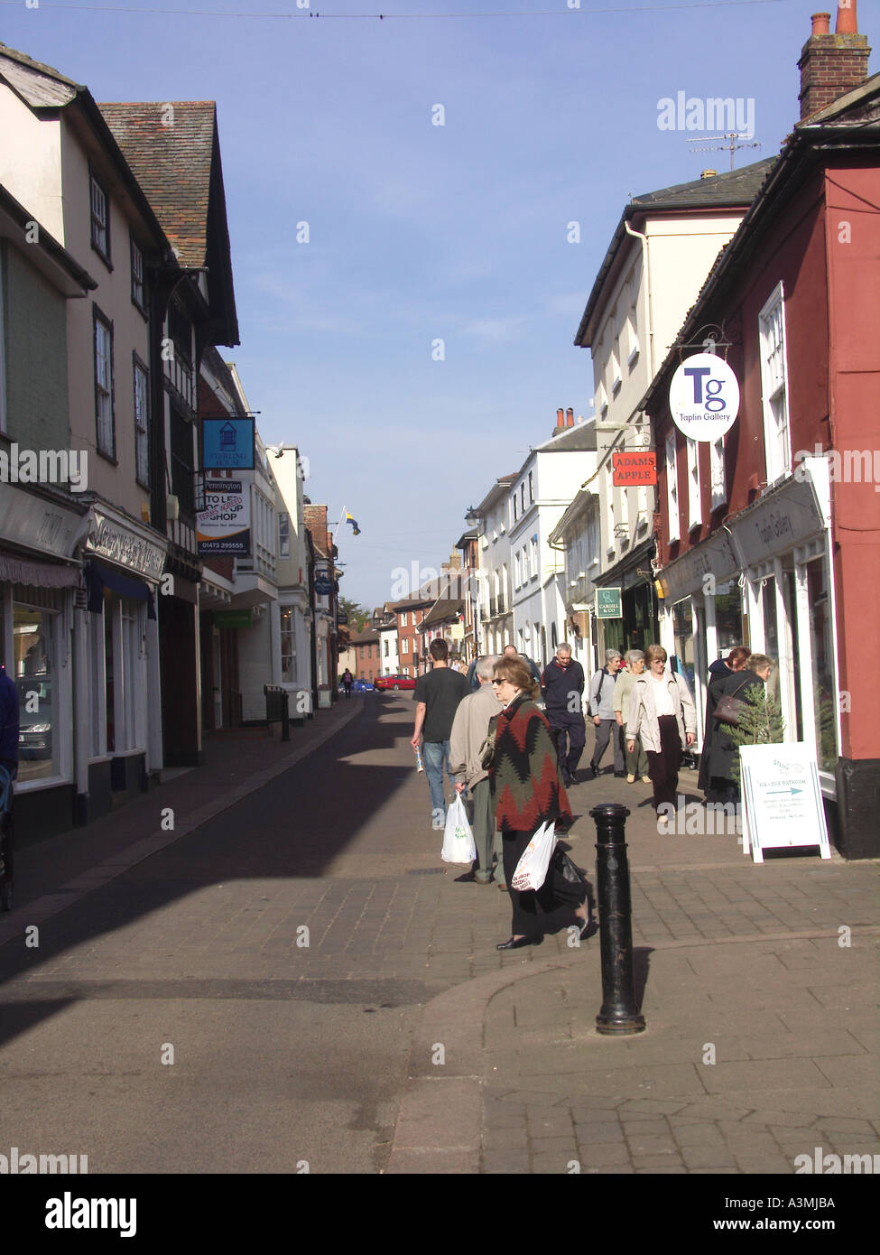 Die Durchgangsstraße Woodbridge Suffolk England Stockfoto