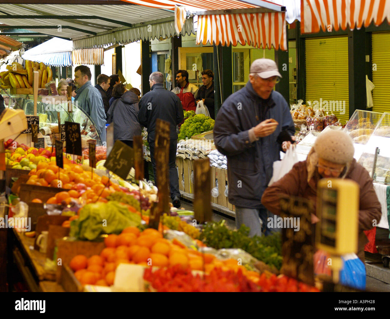 Naschmarkt Obst Und Gemüsestand Hektik Stockfoto