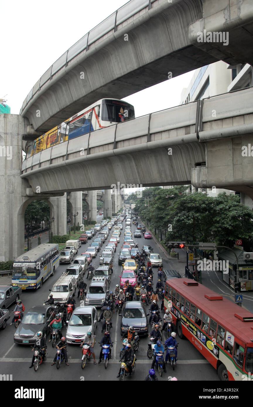 Verkehr Straße in bangkok Stockfoto