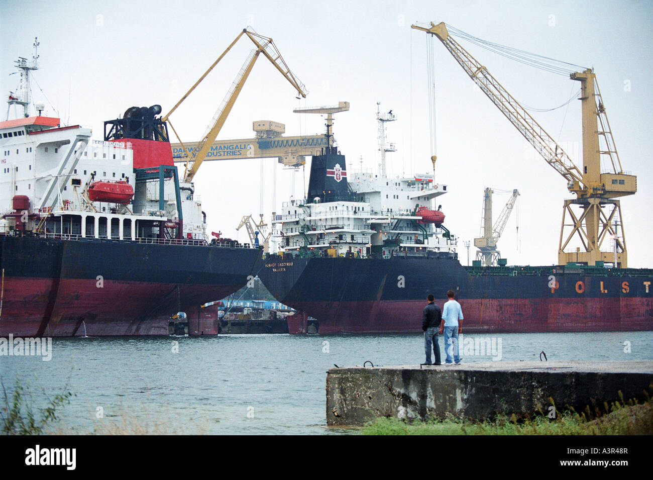 PŻM Schiffe auf der Daewoo-Werft in Mangalia, Rumänien Stockfoto