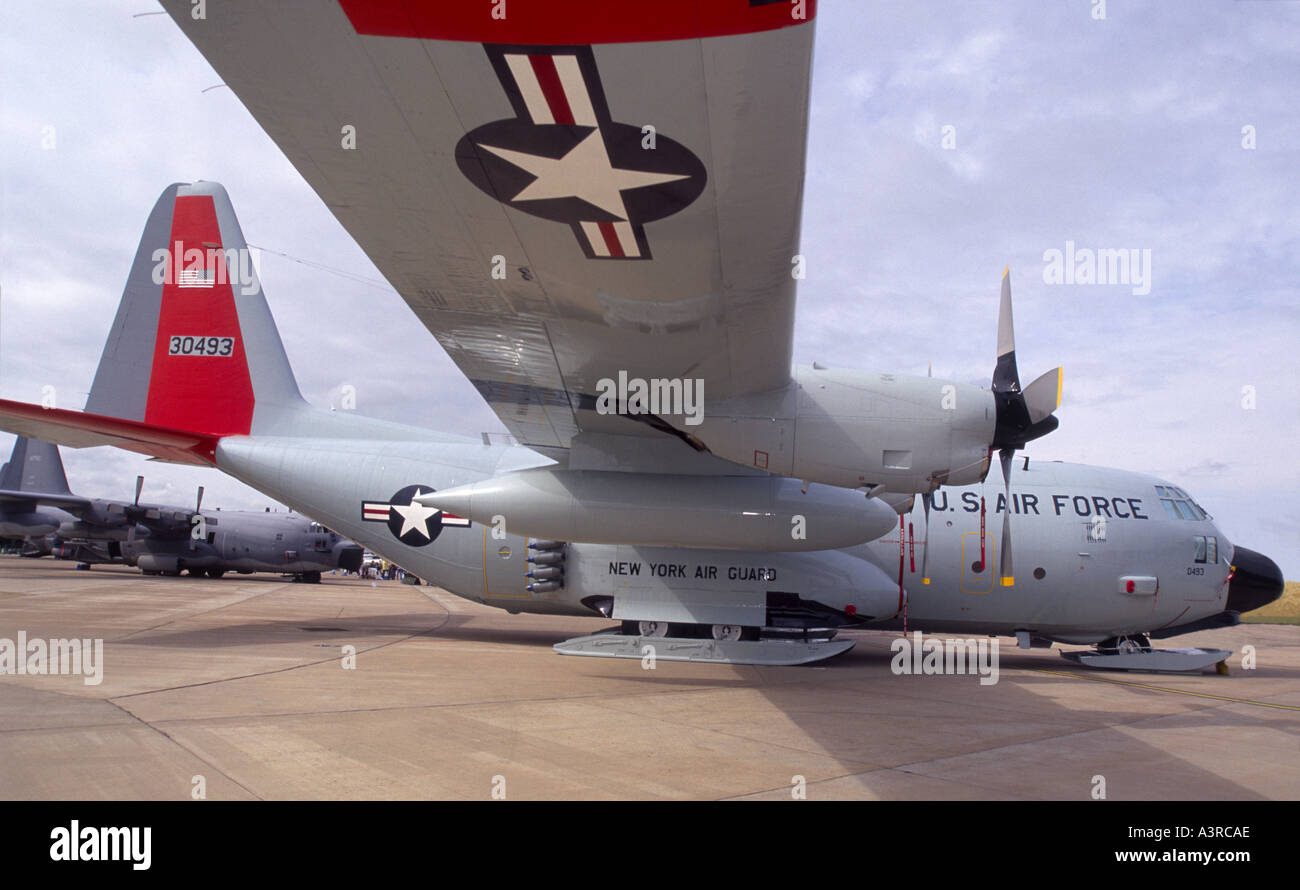 Lockheed LC 130 Hercules serielle 30493 Skibirds Arktis Transport.  GAV 1089-37 Stockfoto