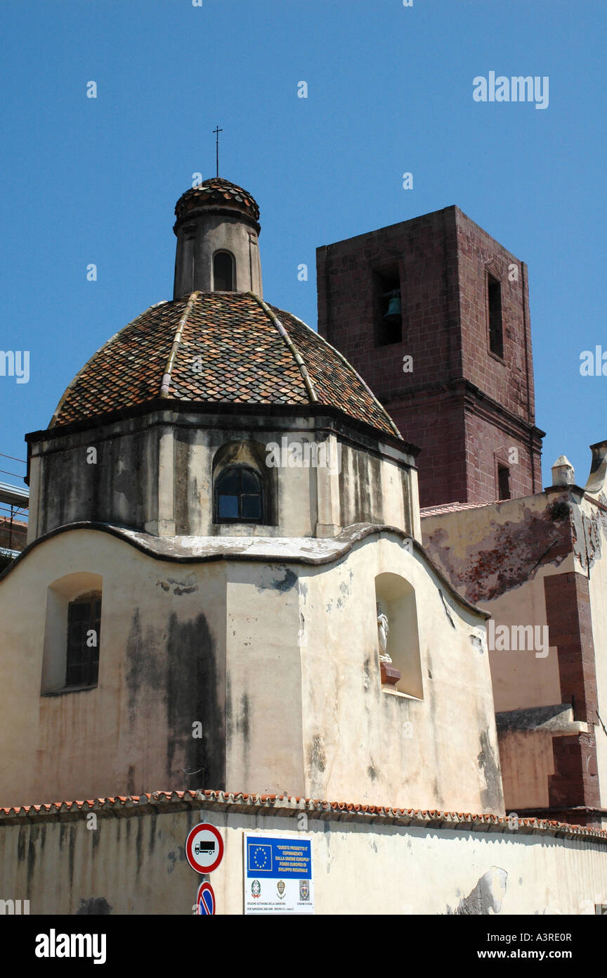 Bosa ist gefliest gewölbte Kathedrale Sardinien Italien Stockfoto