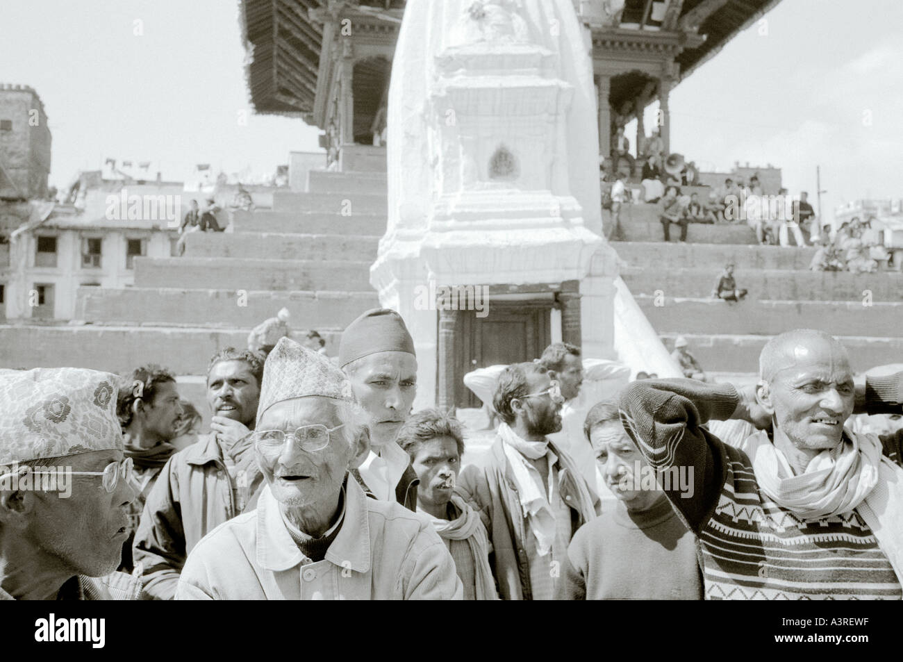 Reisen dokumentarische Fotografie - Street Scene hinduistischer Pilger in Kathmandu in Nepal in Südasien. Menschen Religion Wallfahrt Stockfoto