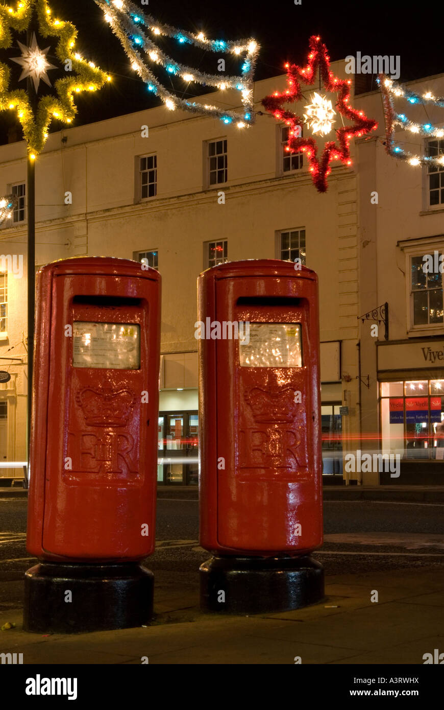 Briefkästen zu Weihnachten Stockfoto