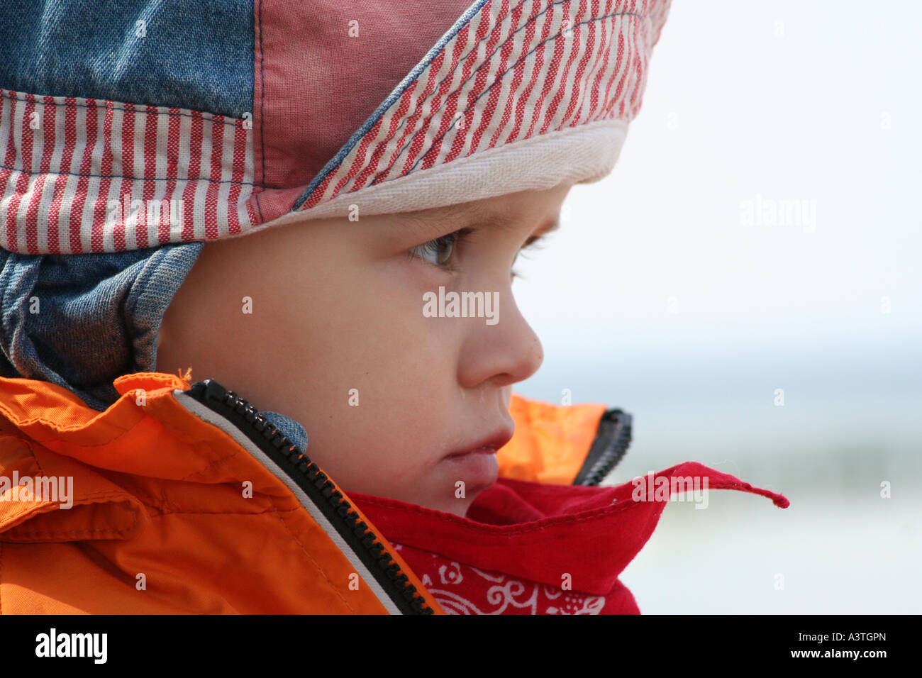 Seite - angesichts eines 2 Jahre alten Mädchen Stockfoto