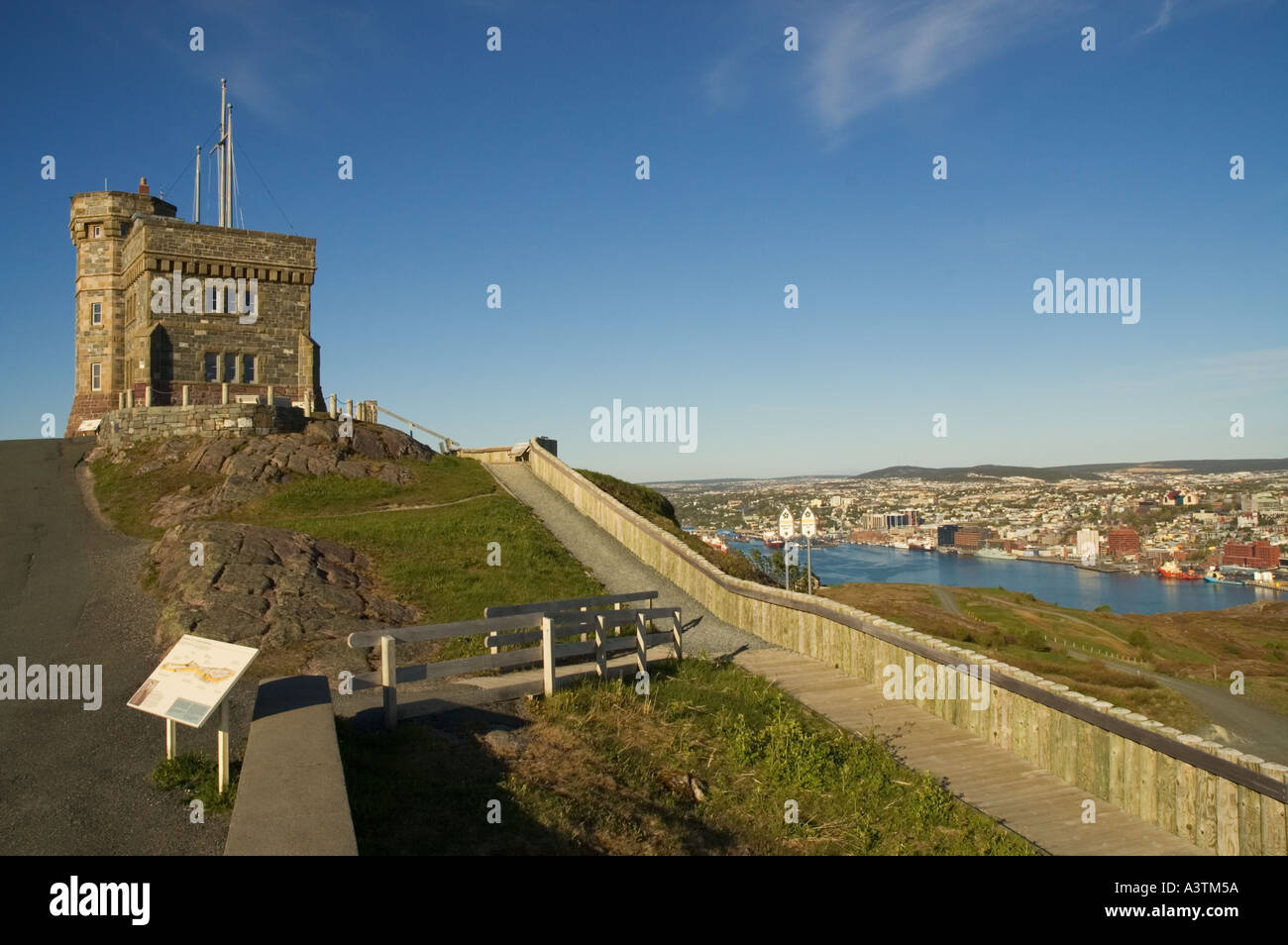 Canada Newfoundland St John s Signal Hill Cabot Tower Hafen Innenstadt Stockfoto