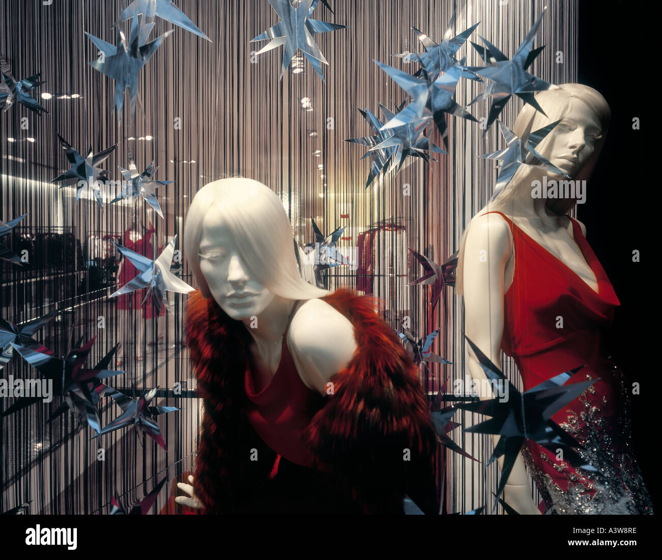 Schaufenster, Rue du Faubourg Saint-Honoré, Paris 8, Frankreich. Stockfoto