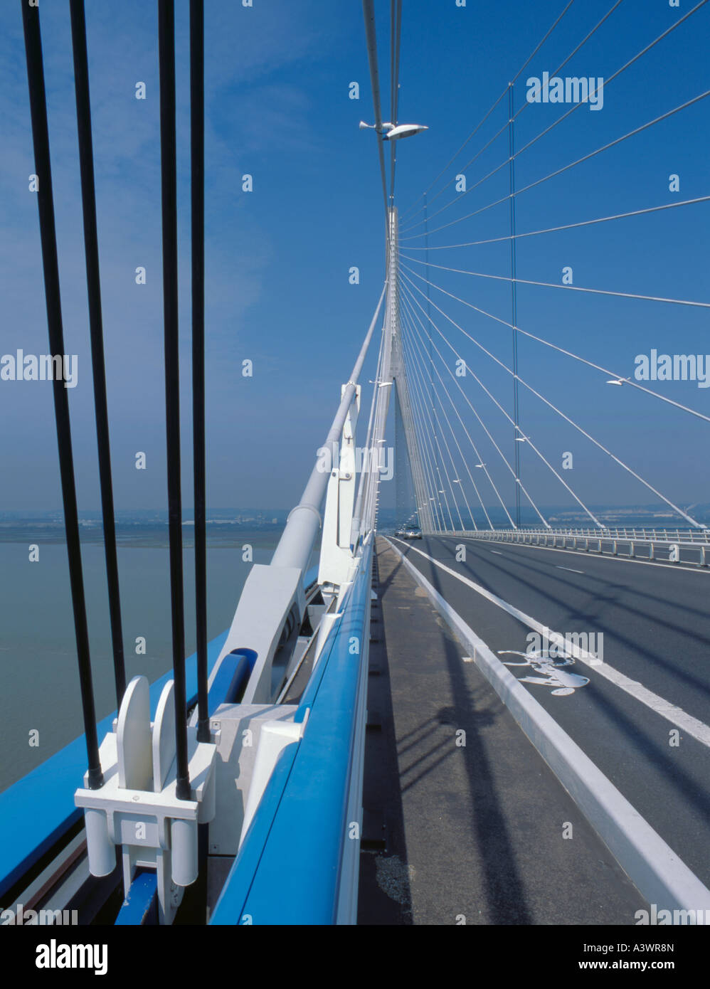 Hochfestem Stahlseil Ankerplatz; sehen Sie nördlich von Hauptspannweite, Pont du Normandie Basse-Normandie, Frankreich. Stockfoto