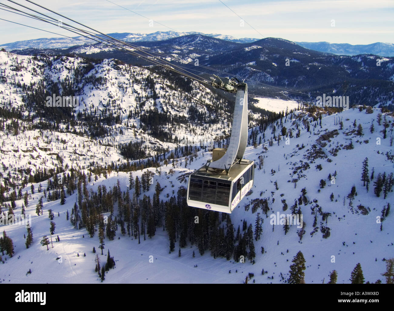 Kalifornien Squaw Valley USA High Camp Seilbahn Ski Snowboard resort Stockfoto