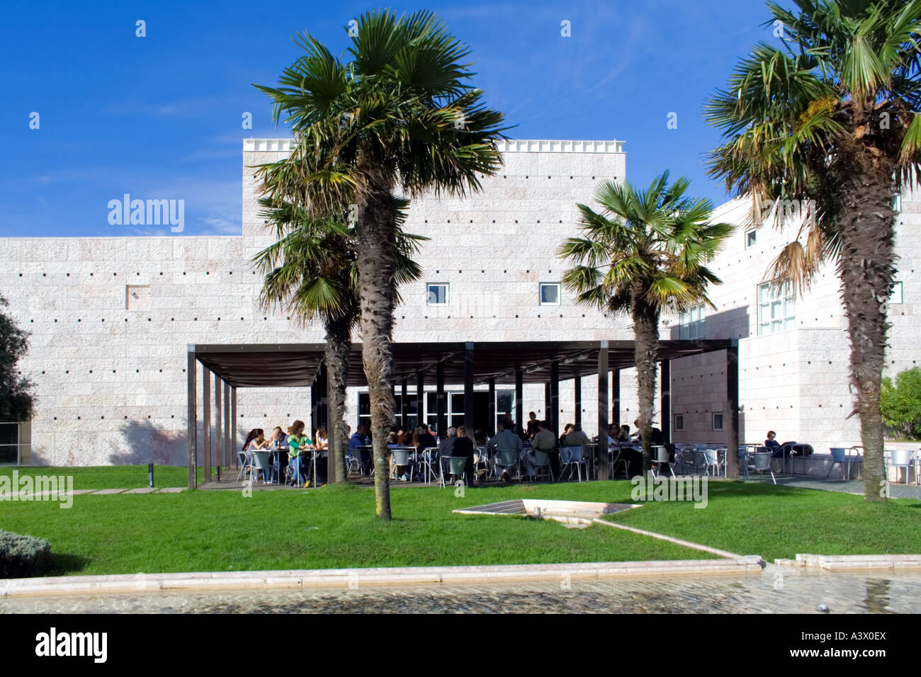 Centro Cultural de Belém (CCB) in Lissabon, wo viele Ausstellungen, Konzerte und kulturelle Veranstaltungen statt. Umstrittene Projekt. Stockfoto