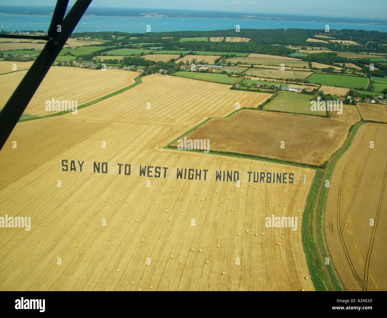 Aerial Protest gegen Windräder Stockfoto