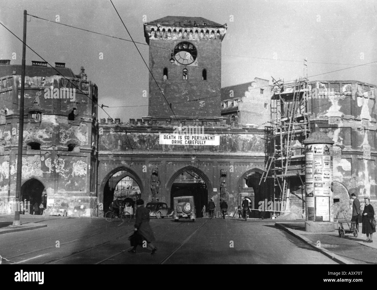 Geografie/Reisen, Deutschland, München, Nachkriegszeit, Straßenszenen, Zweibrückenstraße und Isartor, zerstörte Gebäude, um 1948, Stockfoto