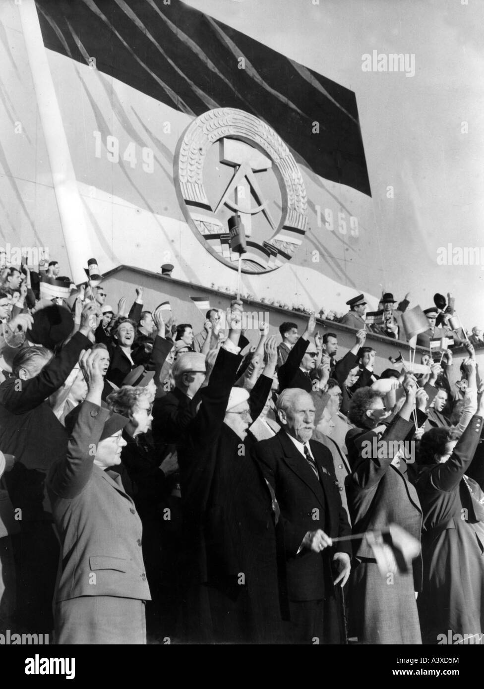 Geografie/Reisen, Deutschland, Politik, Kundgebung zum 10-jährigen Jubiläum der DDR, Ost-Berlin, 7.10.1959, Stockfoto