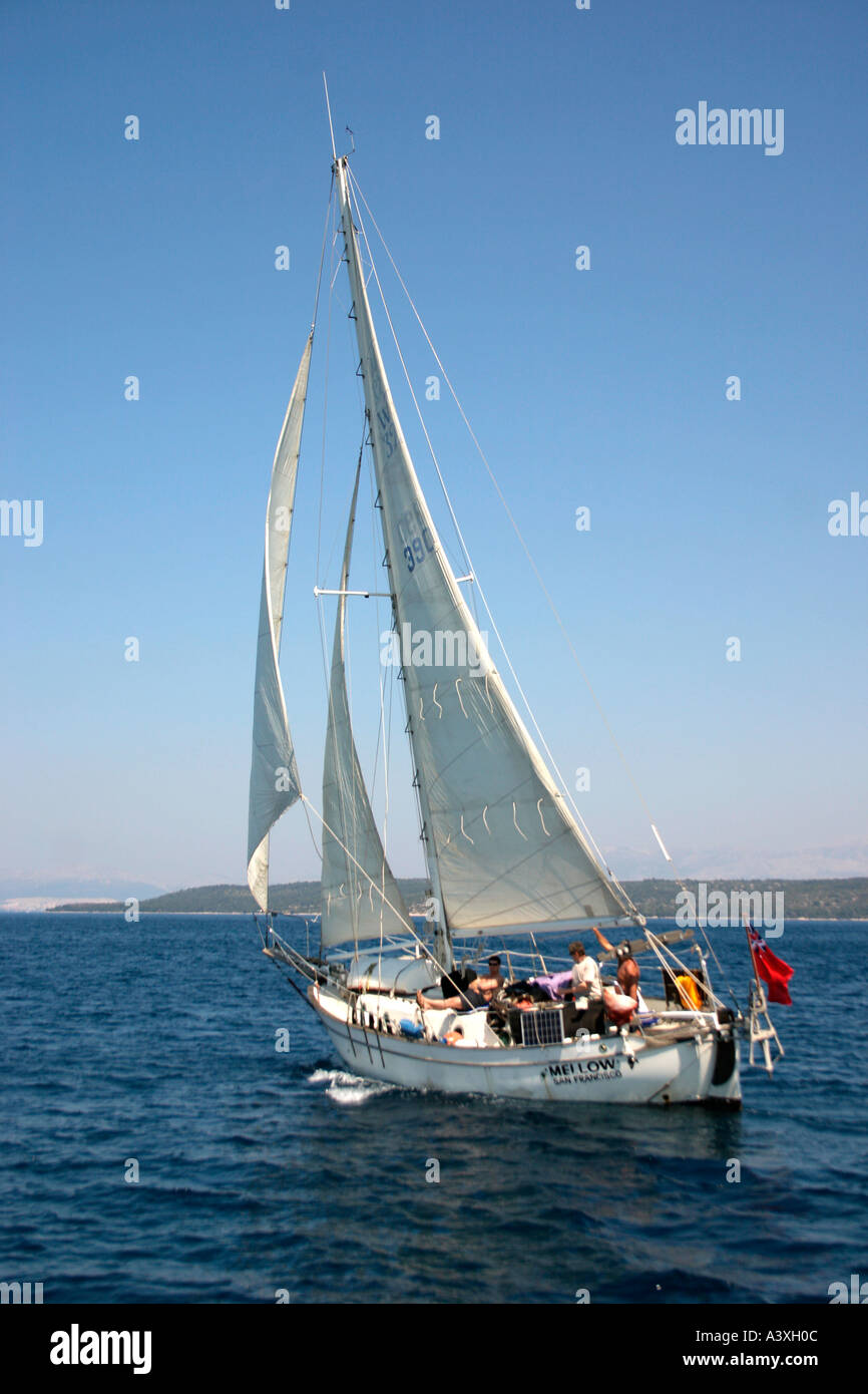 Britische Yacht in der Adria vor Split Kroatien Stockfoto