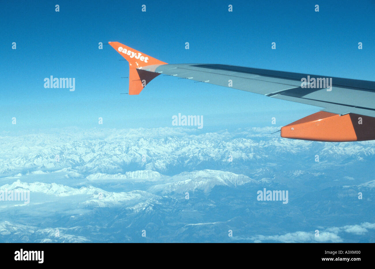 Winglet Flügelspitze Flügel Flugzeug Easyjet Flug über die Alpen-Europa Stockfoto